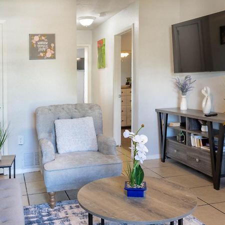 Congeniality And Comfort. All The Essentials With Class, 2 Nights? 2 Weeks? Stay, Relax, Work, Or Go Out For Fun. Arlington Exterior foto