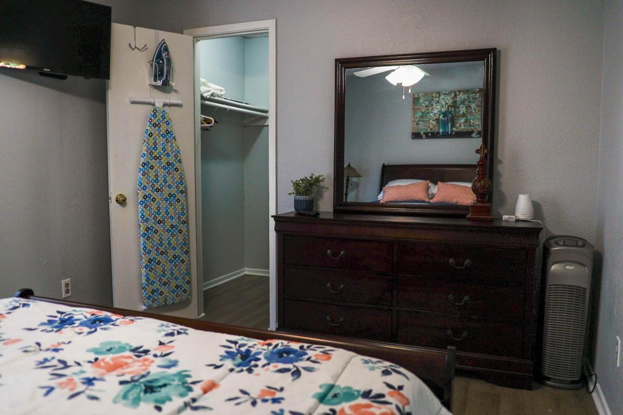Congeniality And Comfort. All The Essentials With Class, 2 Nights? 2 Weeks? Stay, Relax, Work, Or Go Out For Fun. Arlington Exterior foto
